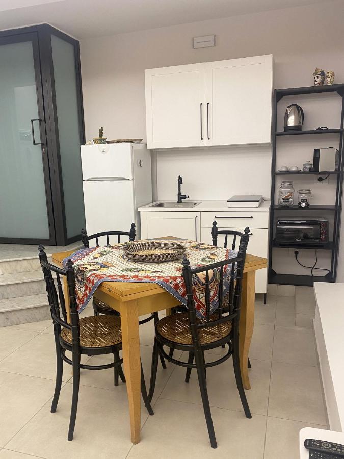 Emanuele Domus Apartment Катания Екстериор снимка